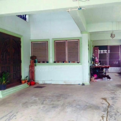 บ้านมือสอง