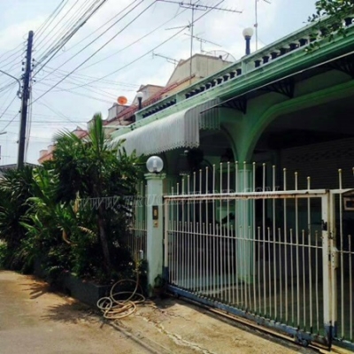 บ้านมือสอง