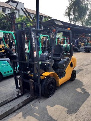 -:-*&bull;*ข า ย ร ถ ย ก นำ เ ข้ า*&bull;*-:-KOMATSU FG25-17 เครื่องเบนซิล+แก๊สเกียร์ออโต้ เสาสูง3เมตร สนใจติดต่อ083-062-0223(ปอนด์)