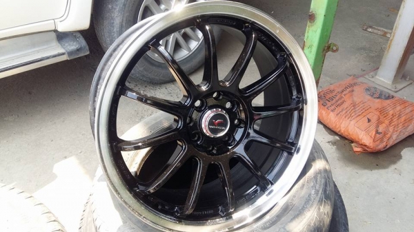 ขายล้อแม็กมือ2 yachiyoda type-f 12 17"สนใจติดต่อ ตาเล็ก ล้อและยาง 081-3747940