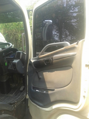 ขาย รถบรรทุก 6 ล้อ ตู้แห้ง CNG ขาย 450,000 บาท