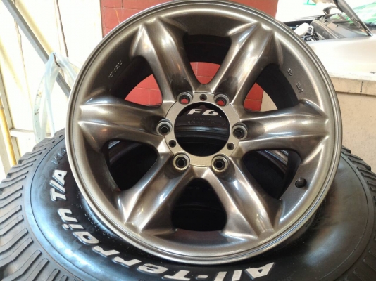 ขายล้อเล็บเหยี่ยวแท้ 7 x  16  Isuzu 4 wd