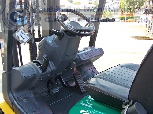 ขาย รถโฟล์คลิฟท์ KOMATSU รุ่น FD25T-16