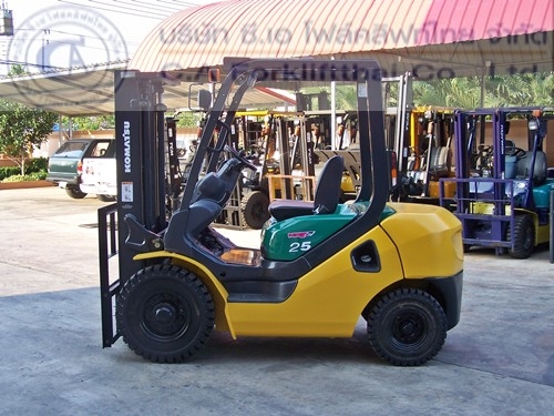 ขาย รถโฟล์คลิฟท์ KOMATSU รุ่น FD25T-16