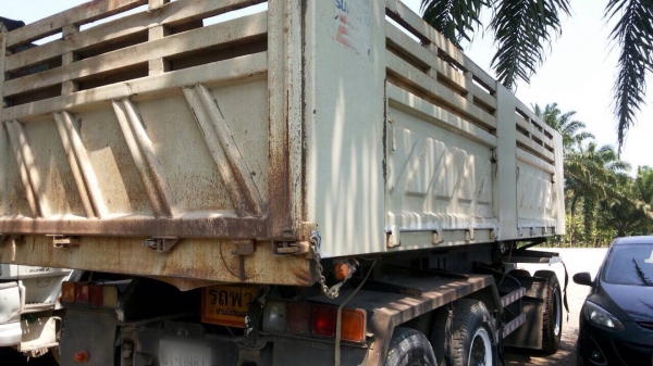 ขายรถ22ล้อดั้มพ์ ISUZU FXZ23NZHF24 เครื่อง320แรงม้ากับหาง SMM ปี51 สนใจโทร 081-970-1072