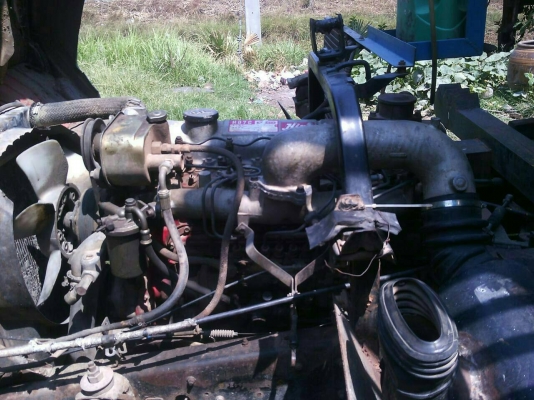 ขายดั๊ม Hino เครื่อง ho7c  185 แรง ช่วงล่าง f รถเต็มสูตร