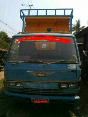 ขายดั๊ม Hino เครื่อง ho7c  185 แรง ช่วงล่าง f รถเต็มสูตร