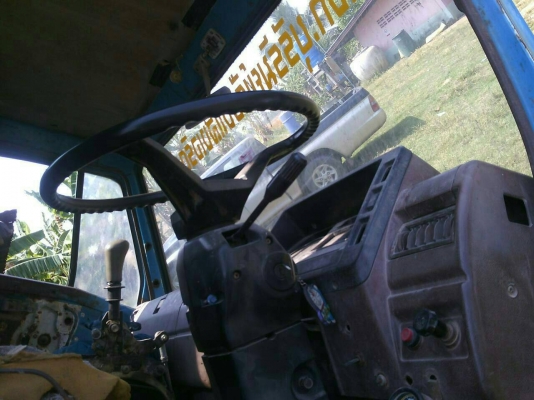 ขายดั๊ม Hino เครื่อง ho7c  185 แรง ช่วงล่าง f รถเต็มสูตร