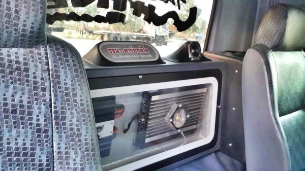 ขายด่วนรถบรรทุก HINO 6ล้อดั้มสภาพสวยกริ๊บ ขายด่วนรถบรรทุก HINO 6ล้อดั้มสภาพสวยกริ๊บ