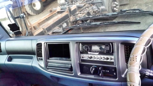 ขายด่วนรถบรรทุก HINO 6ล้อดั้มสภาพสวยกริ๊บ ขายด่วนรถบรรทุก HINO 6ล้อดั้มสภาพสวยกริ๊บ