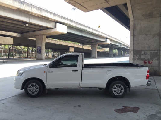 toyota vigo 2.5j สีขาว ปี 2011 จด2012 รถมือเดียว ขับดีมากเครื่องสดมากขับดีสุดๆ toyota vigo 2.5j สีขาว ปี 2011 จด2012 รถมือเดียว ขับดีมากเครื่องสดมากขับดีสุดๆ