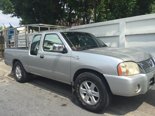 Nissan Frontier 2.7 Cab สีบรอนซ์เงิน ปี2002