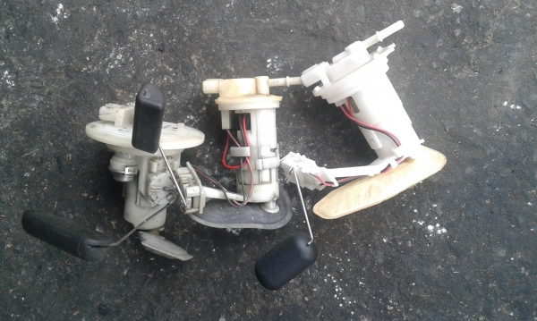 ปั๊มติ๊ก พังลูกลอยใช้ได้ตัวละ 220.-