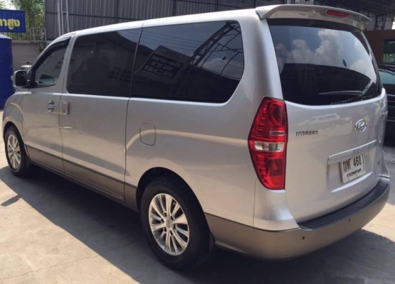 Hyundai Grand Starex VIP สีบ.เงิน ปี2011 Hyundai Grand Starex VIP สีบ.เงิน ปี2011