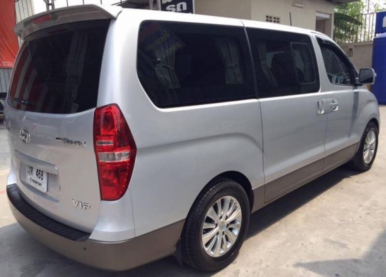 Hyundai Grand Starex VIP สีบ.เงิน ปี2011 Hyundai Grand Starex VIP สีบ.เงิน ปี2011