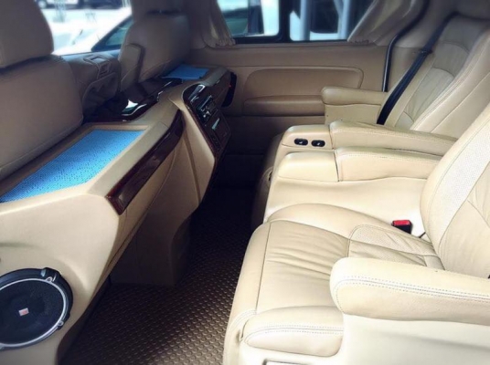 Hyundai Grand Starex VIP สีบ.เงิน ปี2011 Hyundai Grand Starex VIP สีบ.เงิน ปี2011