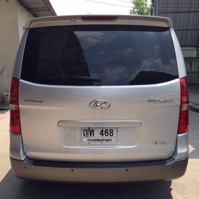 Hyundai Grand Starex VIP สีบ.เงิน ปี2011 Hyundai Grand Starex VIP สีบ.เงิน ปี2011