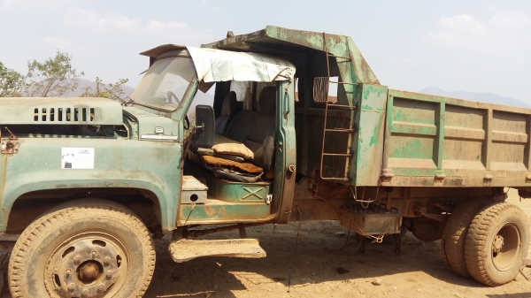 ด่วนต้องการขายรถ 2 คัน นิสสันUDกับนิสสันหัวยาว