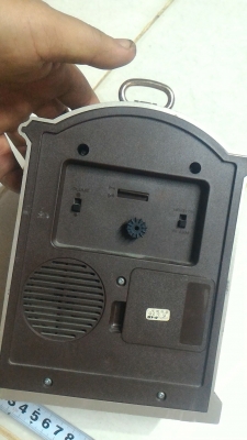 นาฬืกา ESIKO แบบตั้งโต็ะ ปลุกได้ เตือนเมื่อครบชั่วโมง รูปทรงสวยงาม