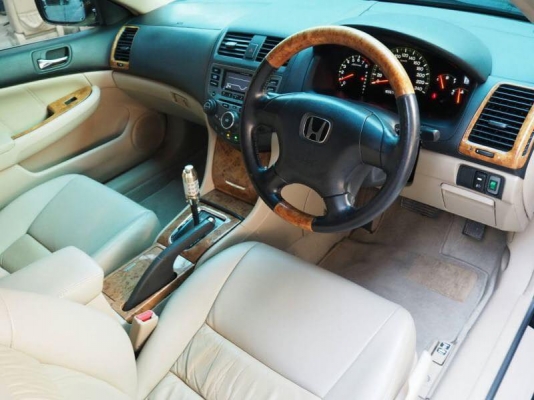 Honda Accord 2.4 i-vtec สีดำ ปี2005