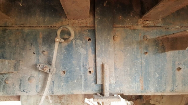 ขาย เทนเลอร์ 10 ล้อ 2 เพลา UD CW41M วางเครื่อง EM100 220 แรงม้า คัสซีสวยตลอดเส้น ต่อเหล็กบีมหน้า 8 เจาะร้อย เบรคลมดัน พาวเวอร์ ยางเต็ม ทะเบียนพร้อมโอนครับ