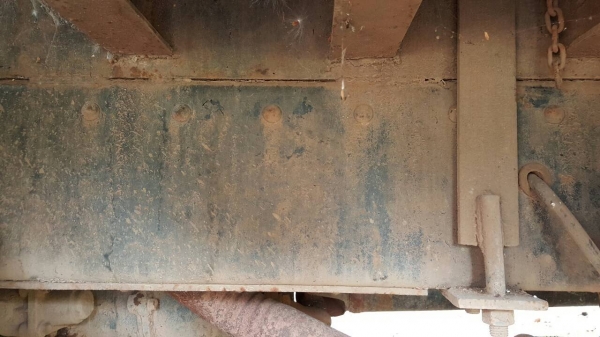 ขาย เทนเลอร์ 10 ล้อ 2 เพลา UD CW41M วางเครื่อง EM100 220 แรงม้า คัสซีสวยตลอดเส้น ต่อเหล็กบีมหน้า 8 เจาะร้อย เบรคลมดัน พาวเวอร์ ยางเต็ม ทะเบียนพร้อมโอนครับ