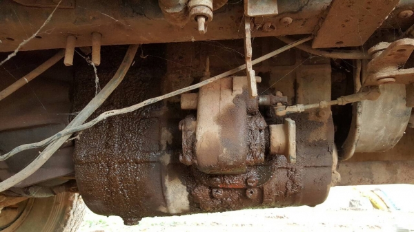 ขาย เทนเลอร์ 10 ล้อ 2 เพลา UD CW41M วางเครื่อง EM100 220 แรงม้า คัสซีสวยตลอดเส้น ต่อเหล็กบีมหน้า 8 เจาะร้อย เบรคลมดัน พาวเวอร์ ยางเต็ม ทะเบียนพร้อมโอนครับ