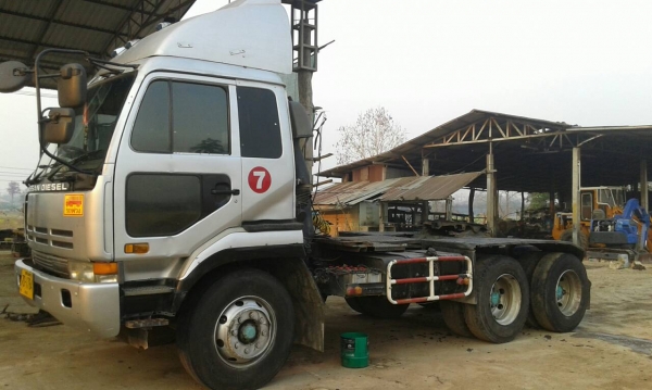 ขายรถบรรทุกหัวลาก ยี่ห้อ NISSAN UD CW430HT