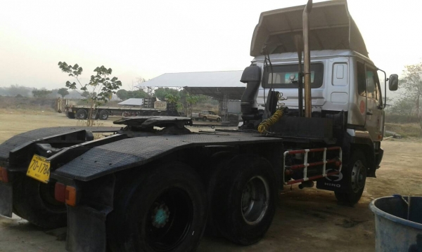 ขายรถบรรทุกหัวลาก ยี่ห้อ NISSAN UD CW430HT