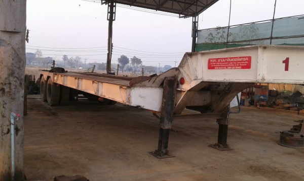 ขายหางโรเบท ขนาด 2 เพลา จดทะเบียนปี 2553 หางยาว 12 เมตร พื้นที่บรรทุก 8.5 เมตร ทะเบียนเต็ม รถพร้อมใช้งาน ราคา 420,000 บาท