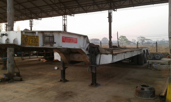 ขายหางโรเบท ขนาด 2 เพลา จดทะเบียนปี 2553 หางยาว 12 เมตร พื้นที่บรรทุก 8.5 เมตร ทะเบียนเต็ม รถพร้อมใช้งาน ราคา 420,000 บาท