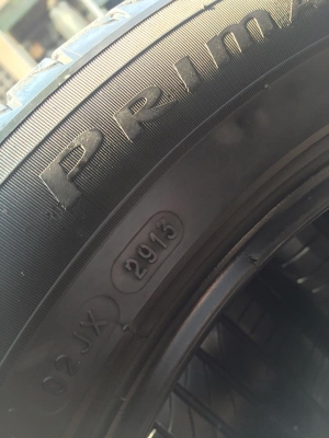 ขายยาง MICHELIN PRIMACY 3st 215-55-17 ปี13 ยางสวย พร้อมใช้งาน ชุดละ 3,900 บาท