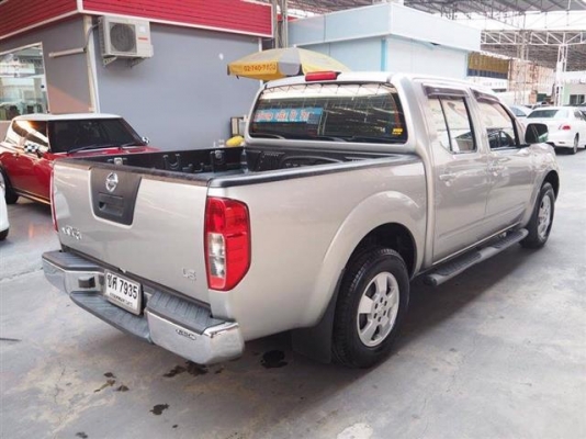 NaVaRa 4ประตู top. เกียร์ธรรมดา สีบรอนซ์เงิน ปี2008. สวยกริ๊ป