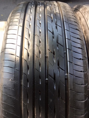 ขายยาง BRIDGESTONE TURANZA GR-100 215-55-17 ปี14 ยางสวยจัด ใช้งานยาวๆ ไม่มีปะ คู่ละ 2,900 บาท