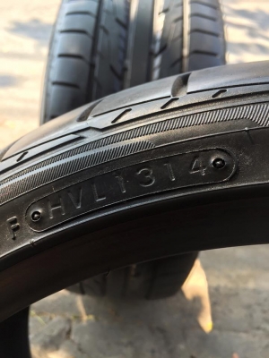 ขายยาง TOYO DRB 215-35-18 ปี14 ยางแน่นๆ ไม่มีปะ คู่ละ 3,500 บาท