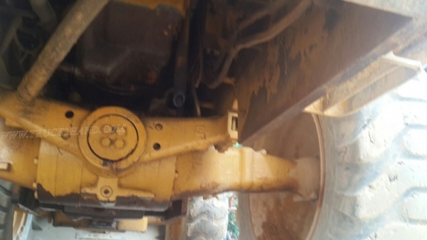 รถตัก CAT รุ่น 910E ขับเคลื่อน 2 เพลา 75 แรงม้า ปีจดทะเบียน 2534