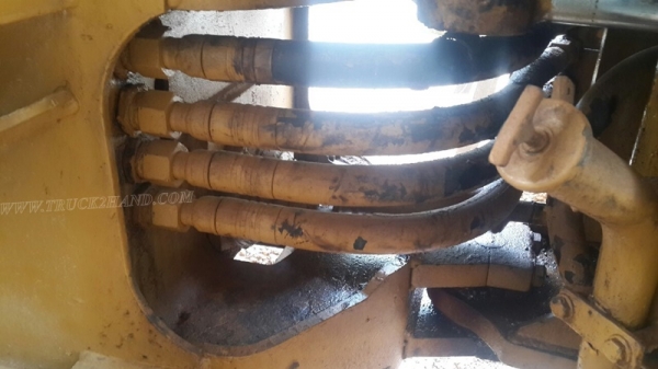 รถตัก CAT รุ่น 910E ขับเคลื่อน 2 เพลา 75 แรงม้า ปีจดทะเบียน 2534