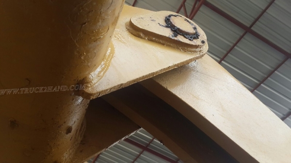 รถตัก CAT รุ่น 910E ขับเคลื่อน 2 เพลา 75 แรงม้า ปีจดทะเบียน 2534