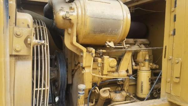 รถตัก CAT รุ่น 910E ขับเคลื่อน 2 เพลา 75 แรงม้า ปีจดทะเบียน 2534