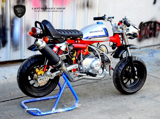 ลดราคา แบบมโหฬาร สุดๆๆ มังกี้ classic กอลิล่า แต่งๆ ราคาพิเศษ เพียง 23999 ลดราคา โปรโมชั่น มีบริการหลังการขาย อะไหล่พร้อม