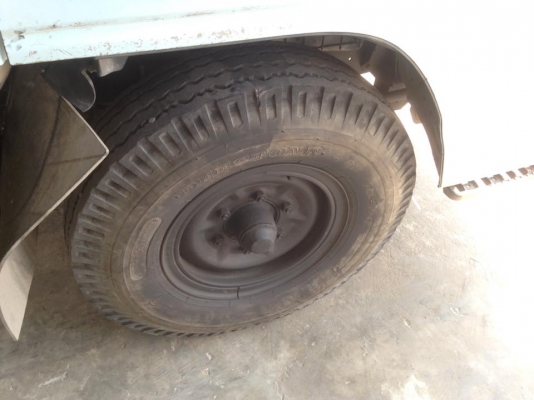 ขายด่วน 4 ล้อ กลาง 88 ปี 40 ตู้แห้ง  เครื่องดี คัสซีสวย หัวเดิมบาง อุปกรณ์คอนโซนภายในครบ ห้วเดิม เสาเดิม  ยางเต็ม 4 เส้น เอกสารพร้อมโอน  ภาษีเต็ม 59  ขายแบบด่วนๆ ราคาตัด 193000 สนใจ 0930693225