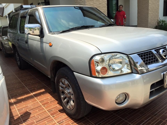 Nissan Frontier 3.0TL 4ประตู MT สีทอง ปี 2004 Nissan Frontier 3.0TL 4ประตู MT สีทอง ปี 2004