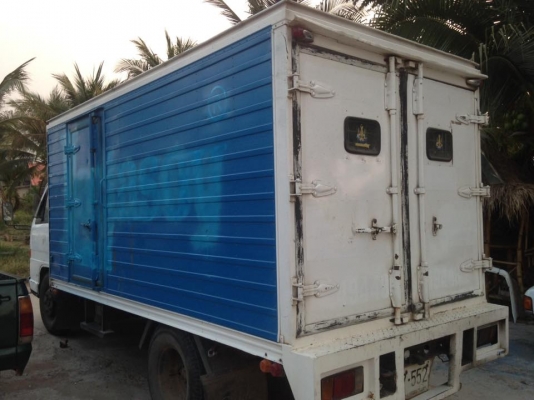 มาใหม่สดๆร้อนๆ แบ่งปันกันไปทำกำไร NKR 110. ปี2537 เกียร์สั้น รถห้างแท้ เดิมบาง ทั้งคัน หัวบาง เครื่องดี. คัสชีสวย ยางดี6เส้น. ตู้สวย.  ราคา 215000. ราคานี้ด่วนเลยครับ ขายตัด สนใจ 0930693225 วิทยา รถ จอดยุ เต้น มหาสารคาม