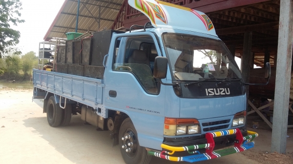 ขาย6ล้อ lsuzu 110 nkr รถห้างแท้ ยาว4.3 เมตร สภาพนางฟ้าพร้อมใช้งาน