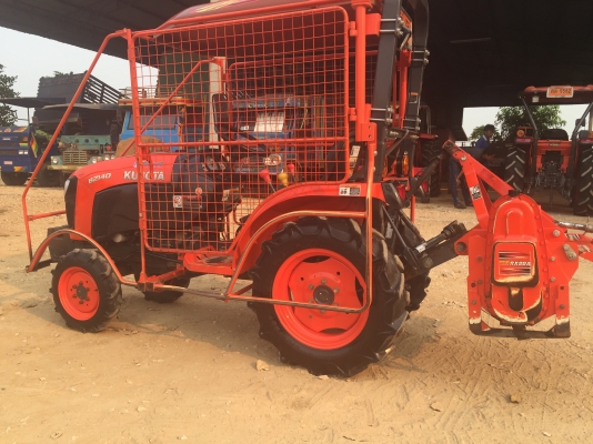 ขายรถไถคูโบต้า B2140 พร้อมอุปกรณ์. รถสวย สภาพพร้อมใช้งาน. ทำงานได้ 500ชั่วโมง ขายราคา. 205000 บาท สนใจติดต่อสอบถาม 0819136451. หรือทางline bow6451. #มีบริการจัดส่งฟรีทั่วไทย ขายรถไถคูโบต้า B2140 พร้อมอุปกรณ์. รถสวย สภาพพร้อมใช้งาน. ทำงานได้ 500ชั่วโมง ขายราคา. 205000 บาท สนใจติดต่อสอบถาม 0819136451. หรือทางline bow6451. #มีบริการจัดส่งฟรีทั่วไทย