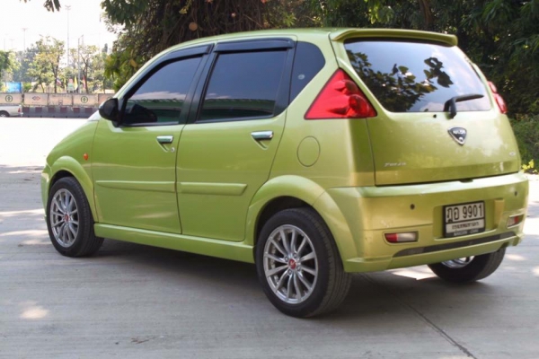 Naza Forza 1.1 Hatchback เกียร์MT สีเขียว ปี2010