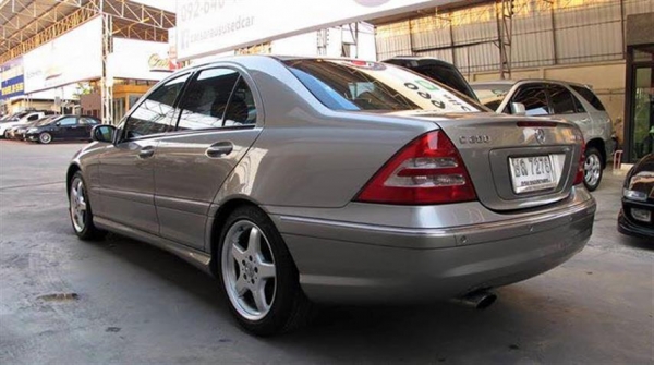 BENZ C200 KOMPRESSOR AMG PACKAGE ปี 2004 เกียร์ออโต้ BENZ C200 KOMPRESSOR AMG PACKAGE ปี 2004 เกียร์ออโต้