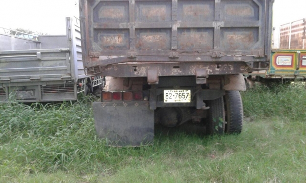 ขาย  ดั้มอีซูสุจั้มโบ้ 200   2 เพลาดั้ม มีสโลว์กลาง ทะเบียนพร้อมโอน