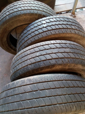 185/60R15 DUNLOP SP SPORT 2030 ปี13 ชุด 4 เส้น tel.081-427-3941 ไอดีไลน์  0814273941