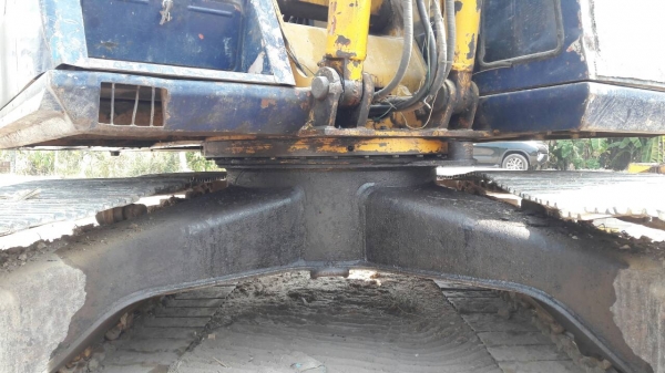 ขาย 365,000 KOMATSU pc 120-3 เครื่องดีปั้มแรงช่วงล่างสวยแอร์หนาวรถสวยพร้อมใช้ 090-772-3710 090-772-3708